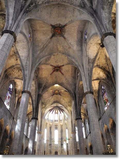 basilica_santa_maria_del_mar_interior