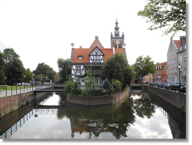 gdansk_great_mills_canal_house