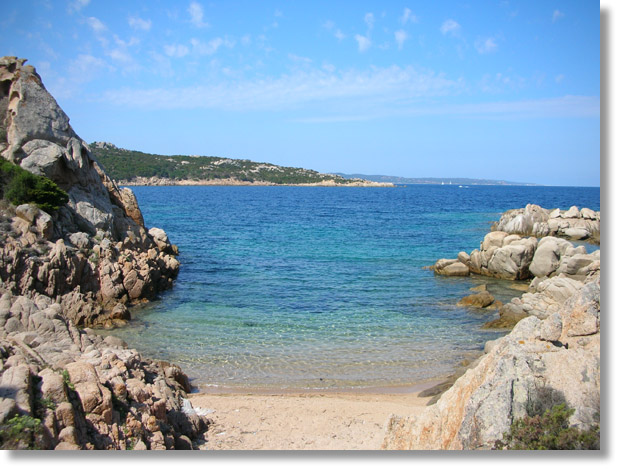 punta_sardinia_small_beach