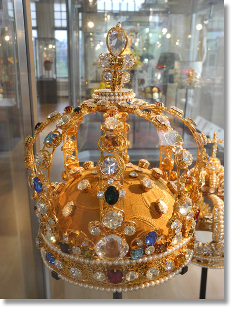 diamant_museum_crown